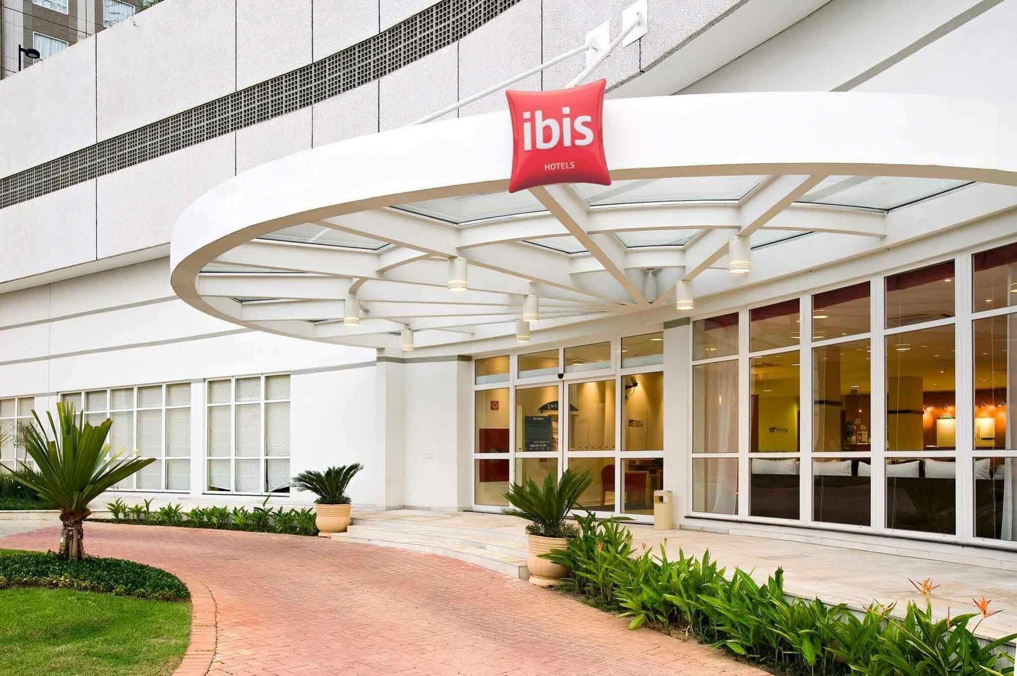Hotel Ibis Sao Jose Dos Campos Colinas Exterior foto